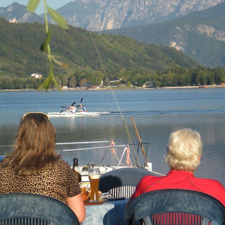 Hotel La Piroga Calceranica al Lago Exteriör bild